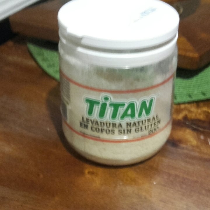 photo of Titan Levadura Natural en Copos shared by @laramiller on  01 Aug 2020 - review