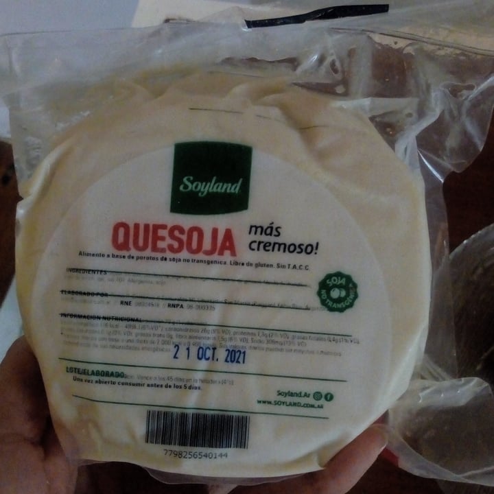 review photo of SoyLand Quesoja Mas Cremoso shared by @danigalarzavegan on 22 Dec 2021 - review