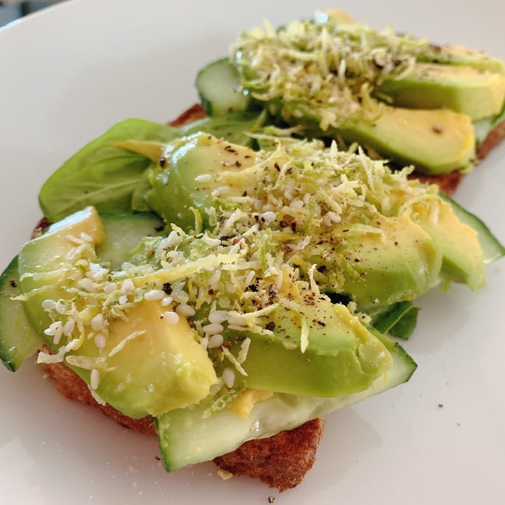 photo of Mugg & Bean Avo on Toast shared by @daniellevdv on  18 Feb 2021 - review
