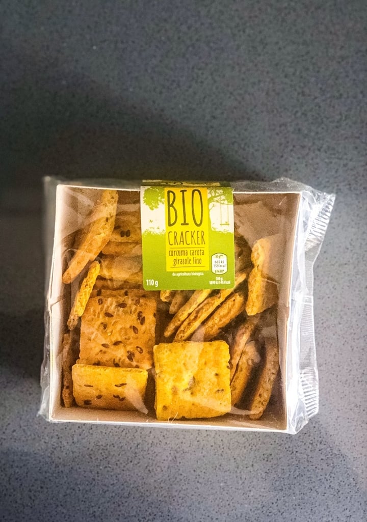 photo of ALDI BIO Cracker Curcuma Carota Girasole Lino shared by @aria95 on  25 May 2020 - review