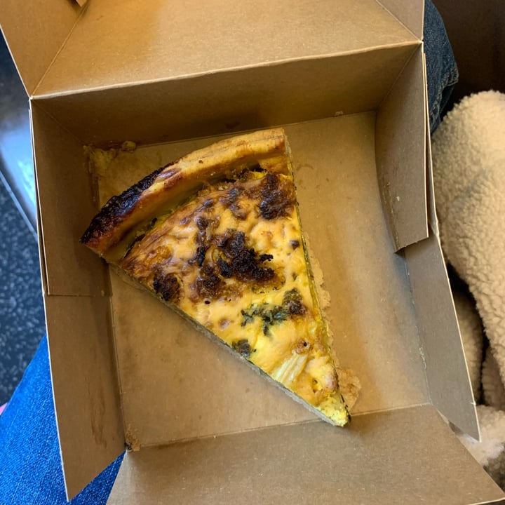 photo of Land&Monkeys Amsterdam Quiche du Jour shared by @ilariap on  19 Nov 2022 - review