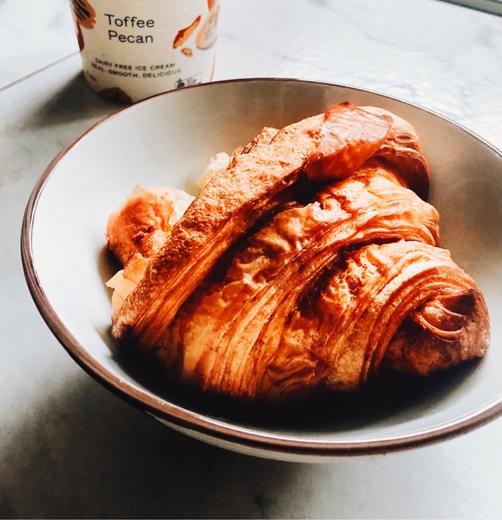 photo of Privé Paragon Croissant shared by @consciouscookieee on  11 Aug 2020 - review