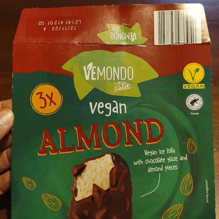 photo of Lidl Italia Almond shared by @marinabonincontro on  22 Aug 2022 - review