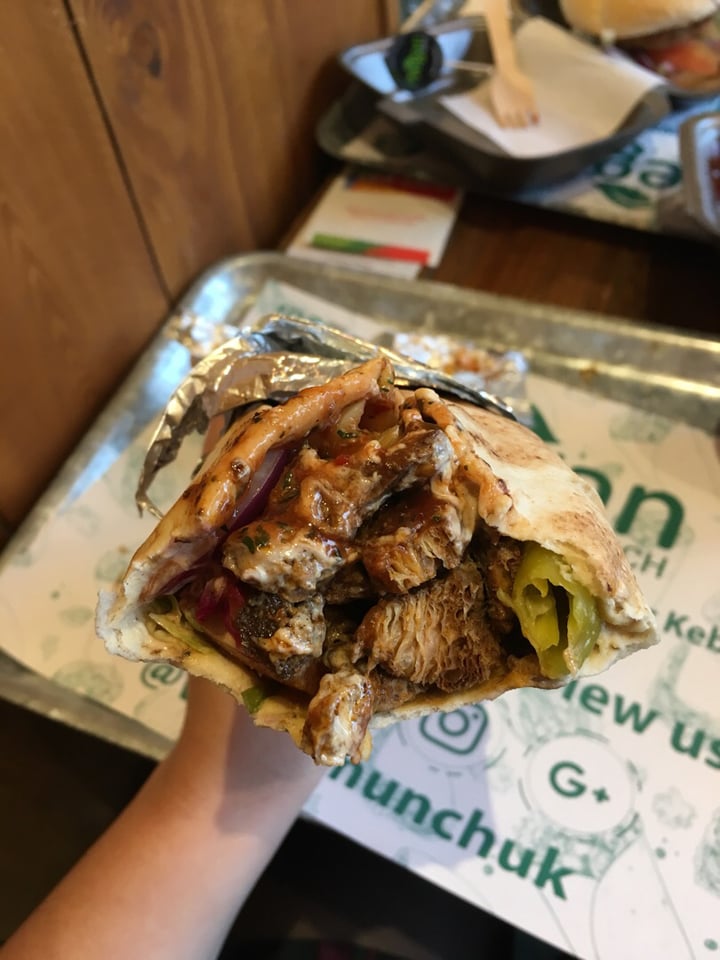 photo of Vegan Munch UK Döner Kebab shared by @laurapratt on  10 Nov 2019 - review