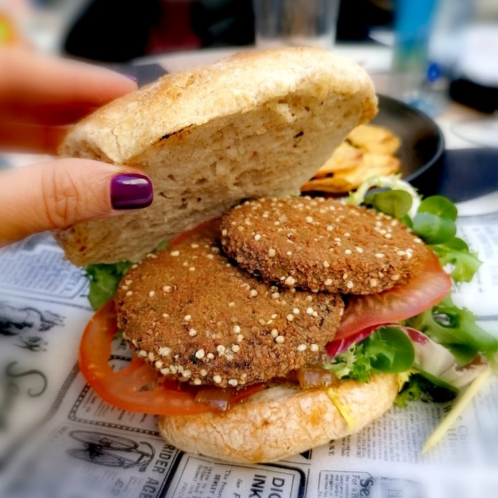 review photo of Pepa A Loba Hamburguesa Vexetal shared by @carricanta on 20 Dec 2021 - review