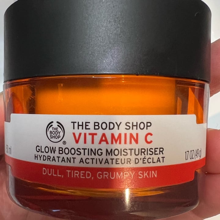 review photo of The Body Shop Vitamin C Glow Boosting Moisturiser shared by @romiefe1 on 04 Apr 2022 - review