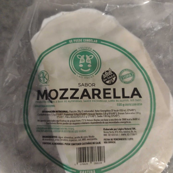 review photo of Felices Las Vacas Mozzarella shared by @juanavegana on 16 Feb 2021 - review