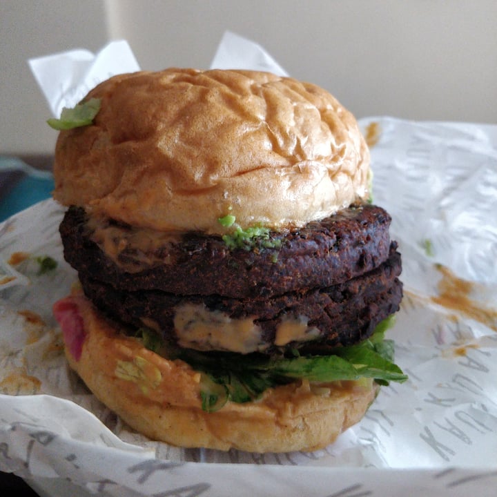 photo of Kauai Florida Road, Durban No Bull Burger shared by @davidstig on  22 Dec 2021 - review