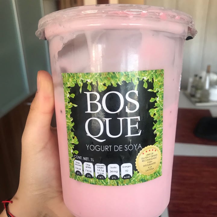 photo of Bosque Yogurt de soya Frutos rojos shared by @crostina on  27 Apr 2021 - review