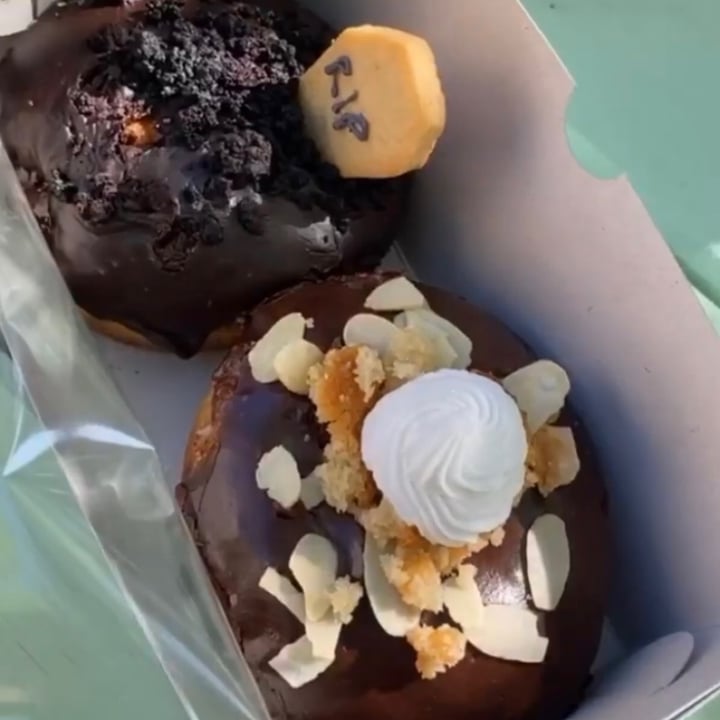 review photo of Grumpy & Runt | Little Deli & Donuts Chocolate Graveyard shared by @mrshesterman on 25 Nov 2020 - review