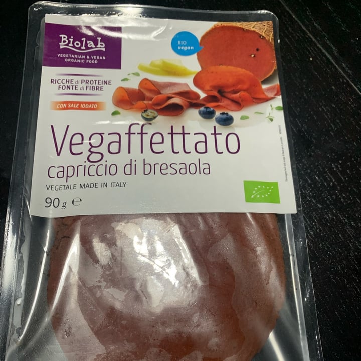 photo of Biolab Affettato vegano bresaola shared by @monazenze on  20 Jul 2022 - review