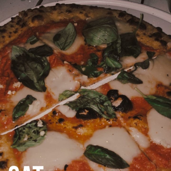 photo of Electrica Pizza Margarita shared by @francescachina on  17 May 2021 - review