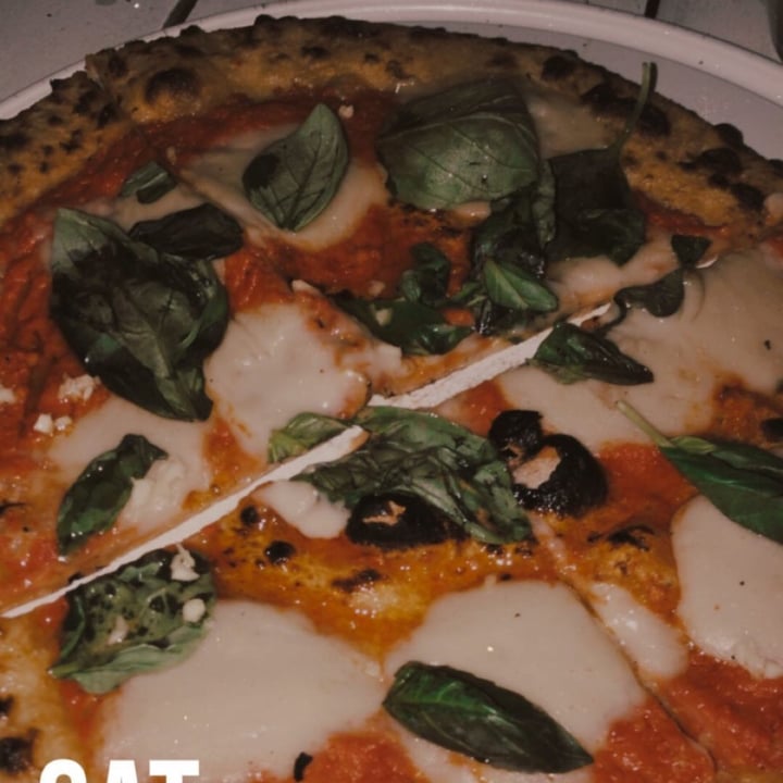 review photo of Electrica Pizza Margarita shared by @francescachina on 17 May 2021 - review