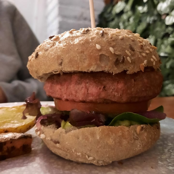 review photo of La Rambla Vegan burger, hamburguesa vegana shared by @omilla on 10 Apr 2022 - review