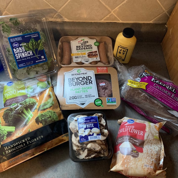 review photo of Beyond Meat Beyond Sausage Brat Original shared by @skrockibalboa on 23 Apr 2020 - review