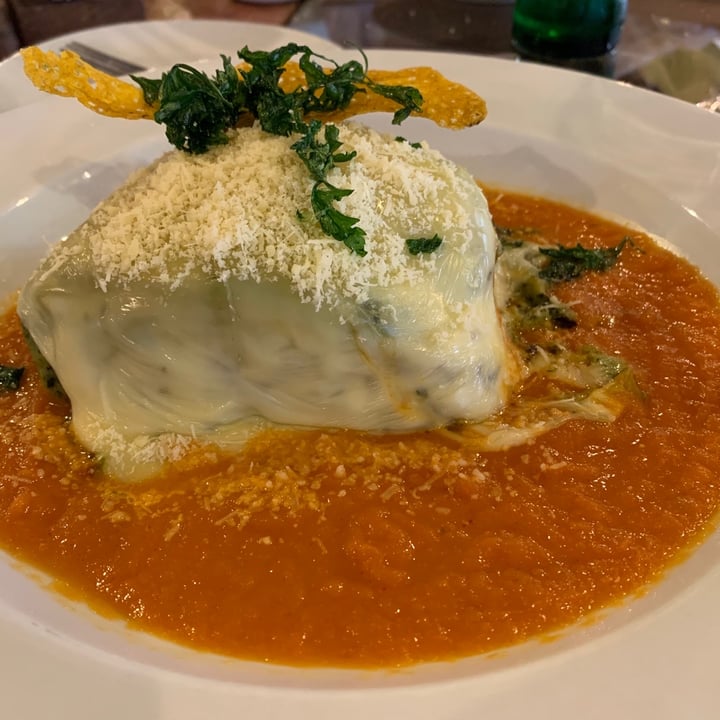 review photo of Restaurante La Motoneta Lasaña de verduras shared by @josefaniaan on 08 Dec 2019 - review