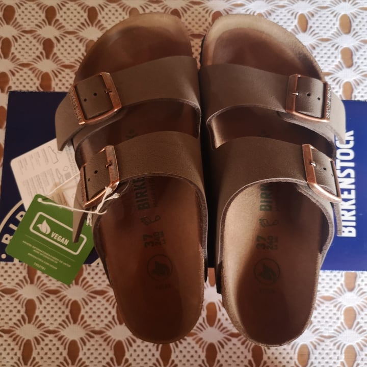 review photo of Birkenstock shoes Birkenstock vegan sandals shared by @giu2090 on 27 Jun 2022 - review