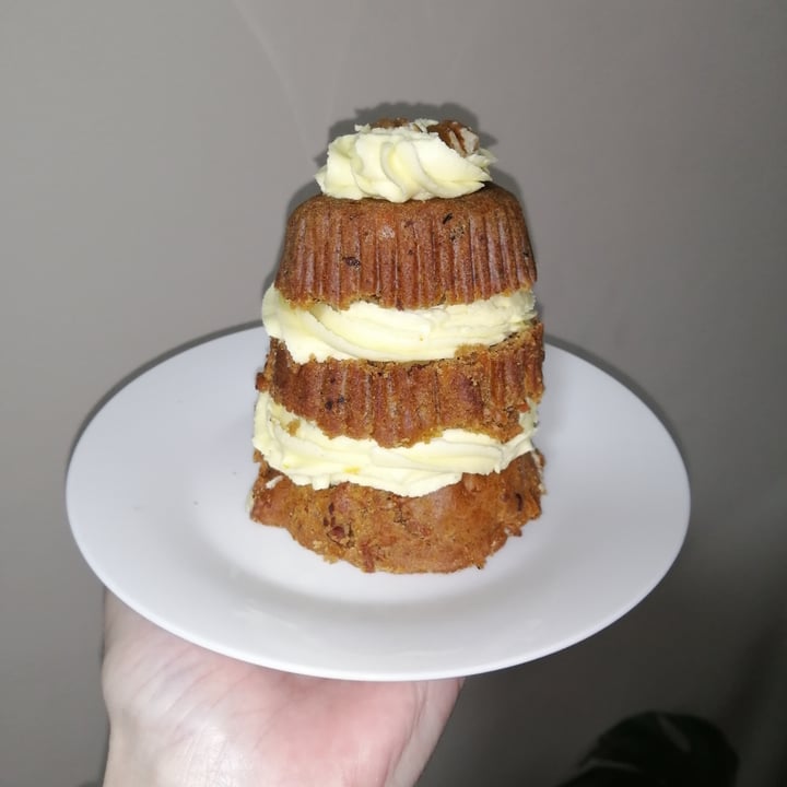 photo of Dolce Bakery Carrot Cake shared by @41595335 on  02 Apr 2021 - review