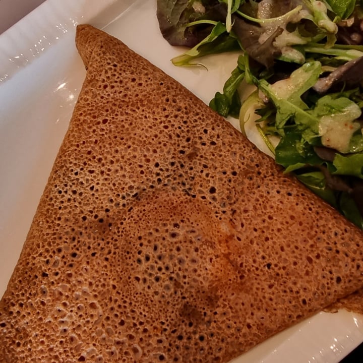 review photo of LES TERRASSES DE LA BAIE Gallette Vègétarienne shared by @soythecat on 09 Sep 2022 - review