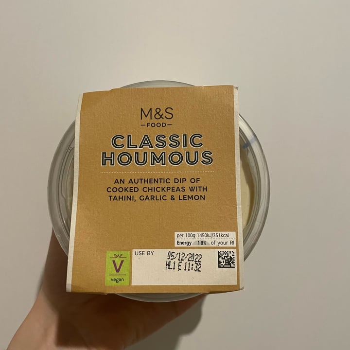 photo of Marks & Spencer Food (M&S) Classic houmous shared by @nev on  03 Dec 2022 - review