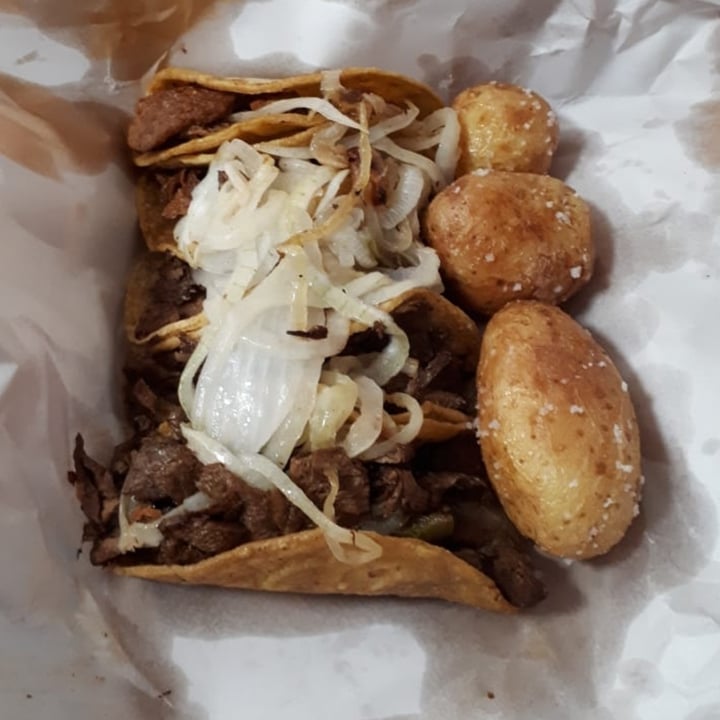 photo of Noveno Elefante Tacos shared by @bettyveg on  01 Mar 2021 - review