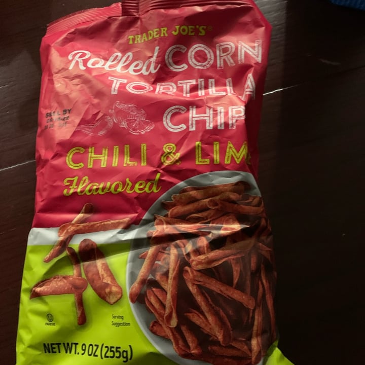 photo of Trader Joe's Corn Tortilla Chips Chili & Lime Flavored shared by @fride on  19 Dec 2021 - review