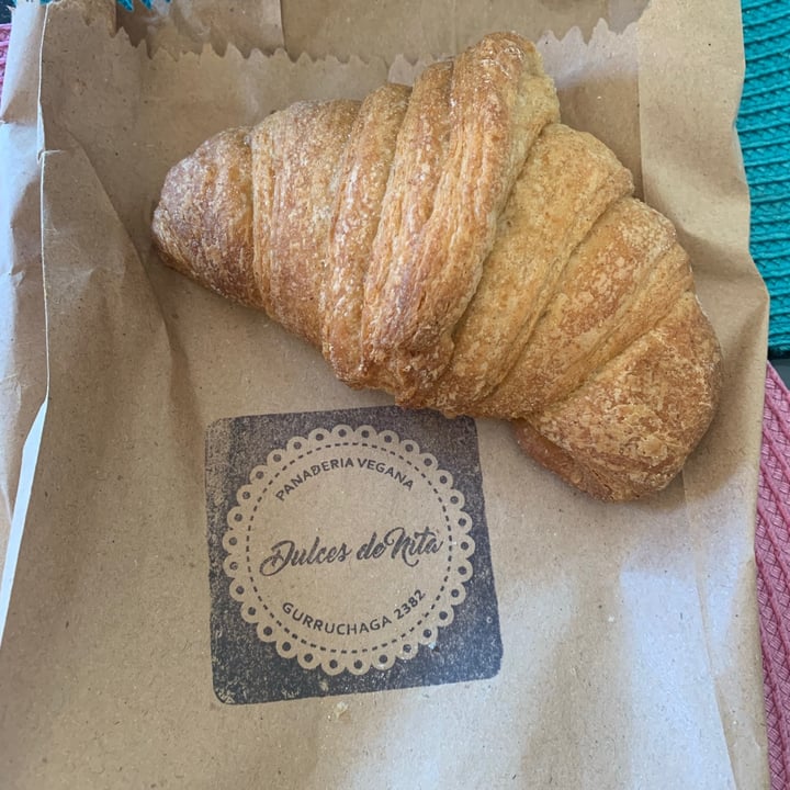 photo of Dulces de Nita Croassant shared by @canica on  11 Jul 2021 - review