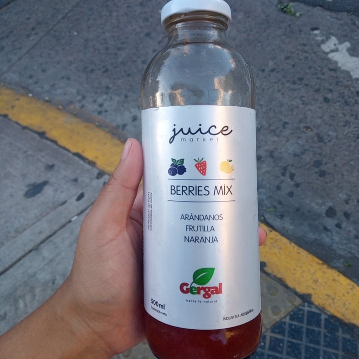 review photo of Gergal Berries Mix shared by @camilarojasv on 20 Jan 2021 - review
