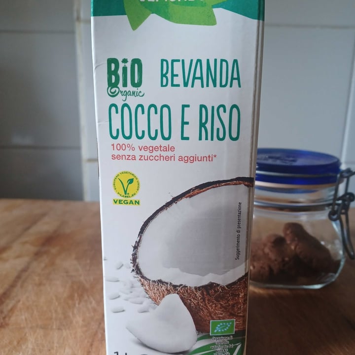 photo of Vemondo Bebida vegetal de arroz y coco shared by @lamiacucinaacolori on  30 Apr 2022 - review