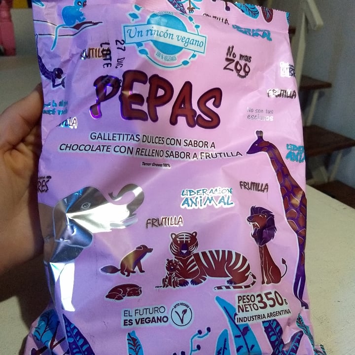 review photo of Un Rincón Vegano Pepas Galletas Dulces con sabor Chocolate con relleno de Frutilla shared by @romylaferte on 17 Sep 2021 - review