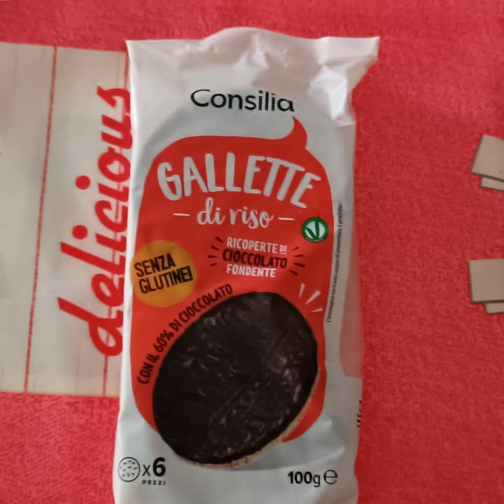 photo of Consilia Gallette di riso con cioccolato fondente shared by @lenavegan3646 on  22 Sep 2022 - review