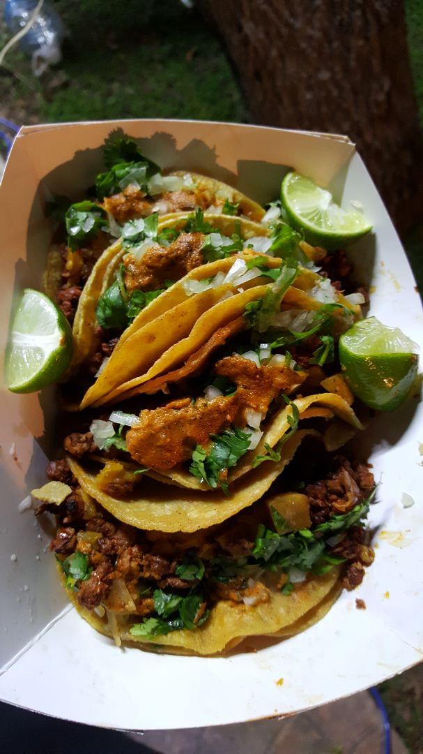 photo of Mercado Del Chorro Tacos al Pastor - Calaca Vegana shared by @andyzavala on  10 Dec 2019 - review