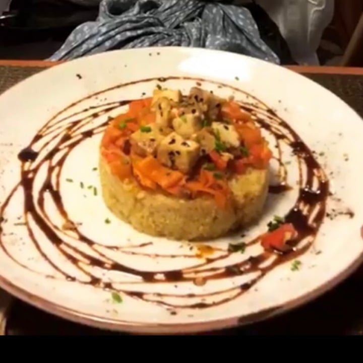photo of Beagle Restaurant Ensalada de quinoa shared by @jviv98 on  08 Sep 2021 - review