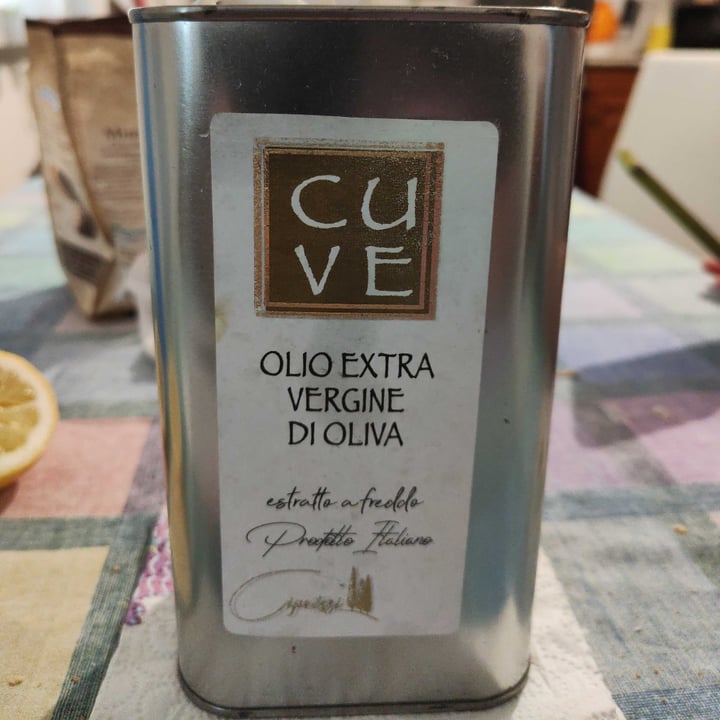 photo of Cuve olio extravergine d'oliva Olio extravergine d'oliva shared by @toreveg on  31 Mar 2022 - review