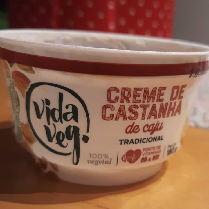 photo of Vida Veg creme de castanha shared by @tatifardo on  14 Aug 2022 - review