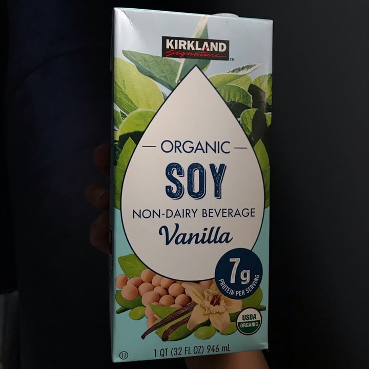 photo of Kirkland Signature Organic Soy Milk shared by @iraghad on  08 May 2021 - review