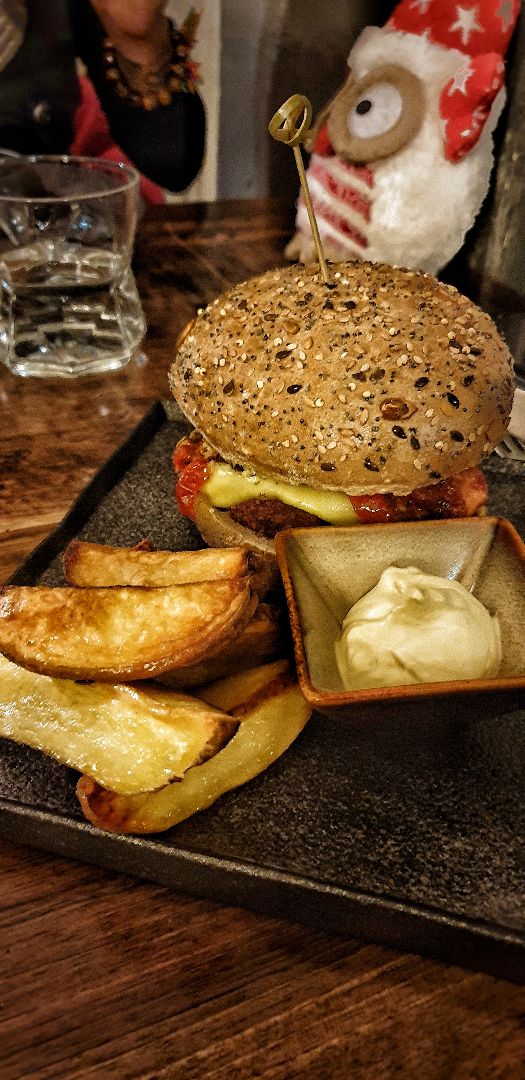 review photo of Soul Kitchen Vegan BURGER shared by @alessandra on 27 Dec 2019 - review