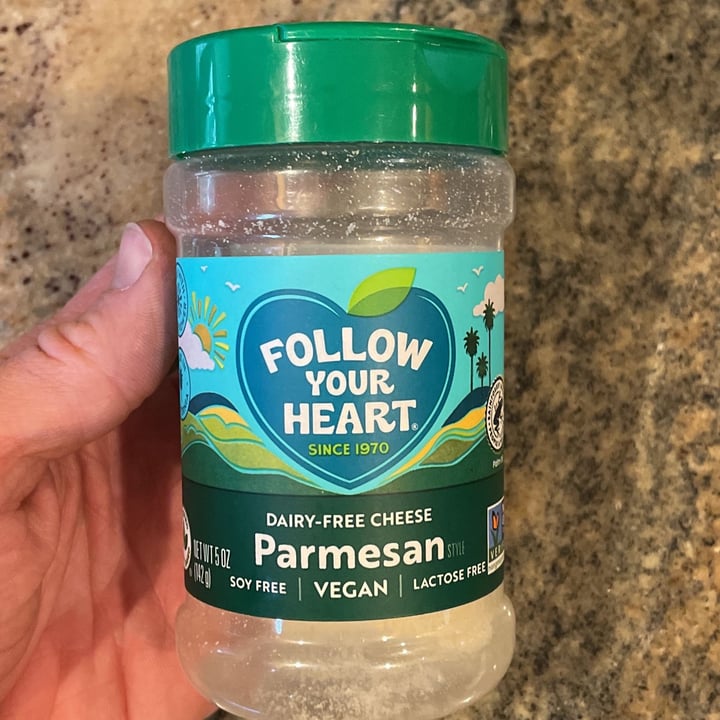photo of Follow your Heart Dairy free parmesan Grated Cheese shared by @chazgms on  07 May 2022 - review