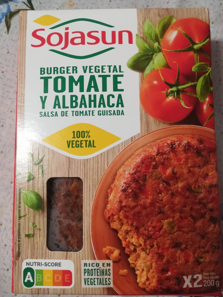 photo of Sojasun Burger vegetale Tomate Y Albahaca shared by @mephsis on  22 Jul 2021 - review