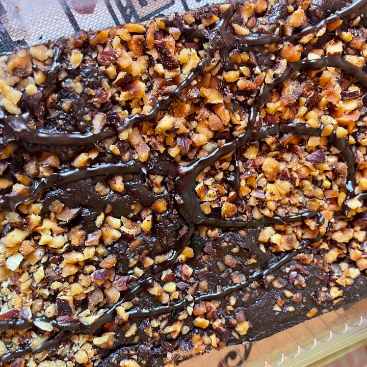 review photo of Revolu Green Brownie shared by @nanaaestevez on 10 Aug 2022 - review