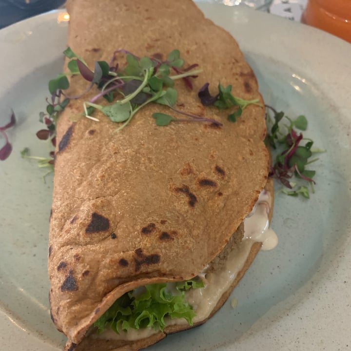 photo of Lexi's Healthy Eatery Shawarma-Style Falafel Wrap shared by @chironix on  17 Aug 2020 - review