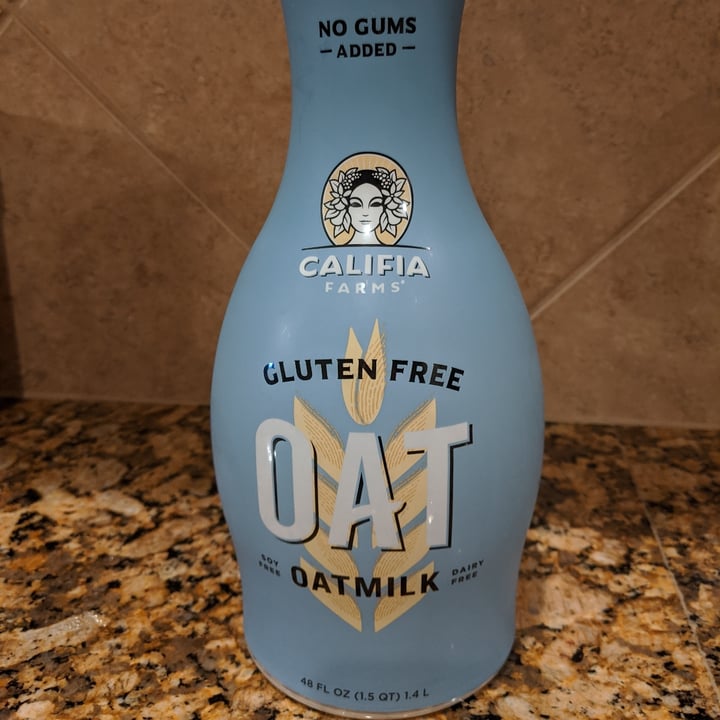 photo of Califia Farms Gluten Free Oatmilk shared by @speckledfawn on  31 Jul 2020 - review