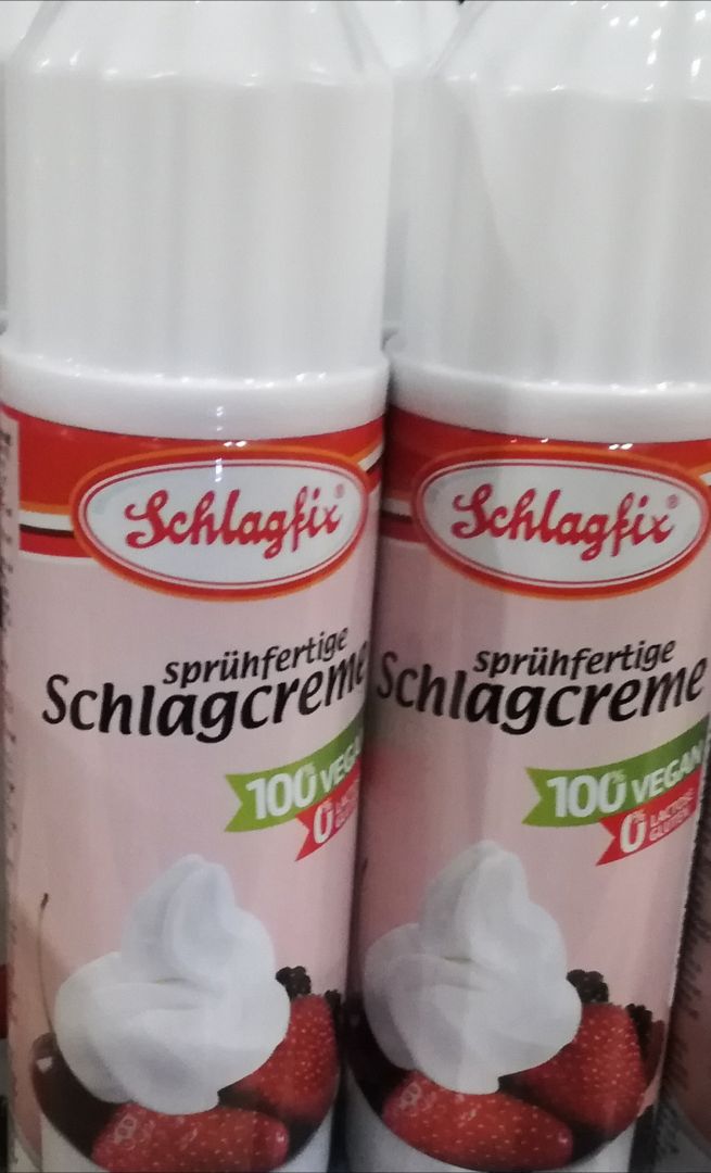 photo of Schlagfix Sprühfertige Schlagcreme shared by @miriamealbertoveg on  18 Mar 2020 - review