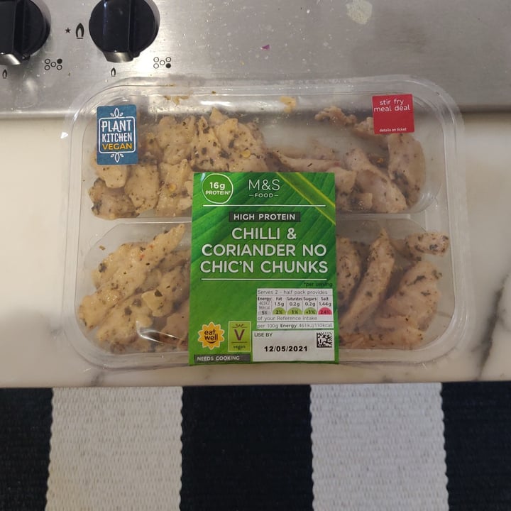photo of Plant Kitchen (M&S) Chilli & Coriander No Chic'n Chunks shared by @eamonn on  12 May 2021 - review