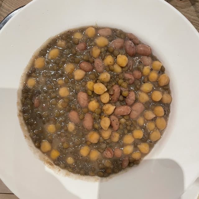 Foto del piatto “Zuppa di Legumi”