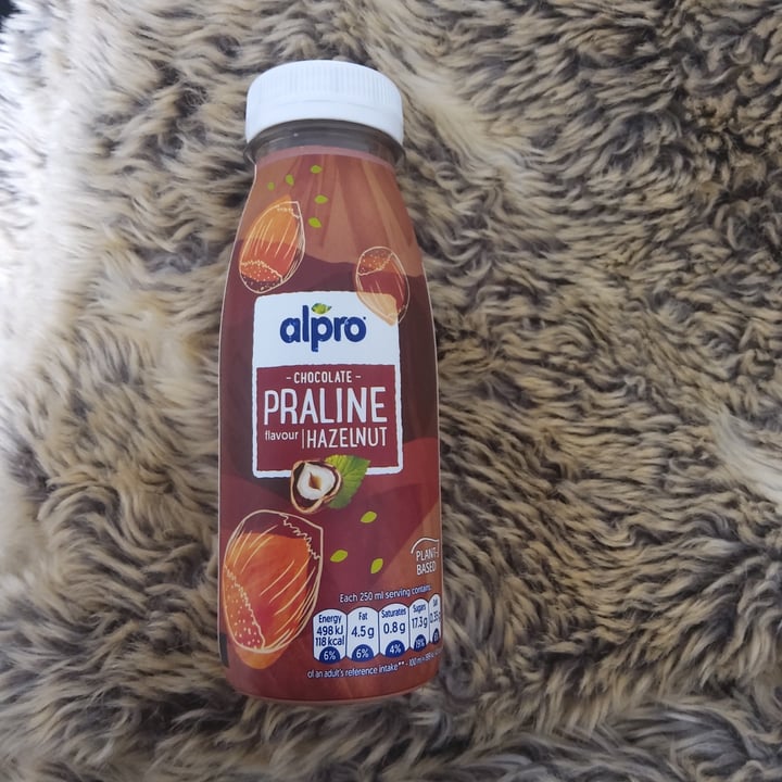 photo of Alpro Chocolate Praline Hazelnut Drink shared by @emsvegandiary on  11 Apr 2021 - review