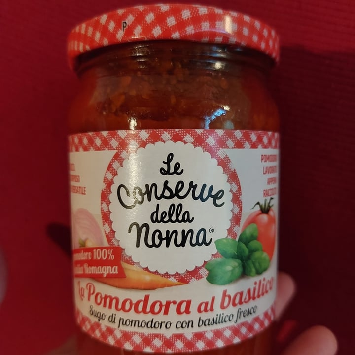 photo of Le conserve della nonna La pomodora al basilico shared by @akadavina on  07 Oct 2022 - review