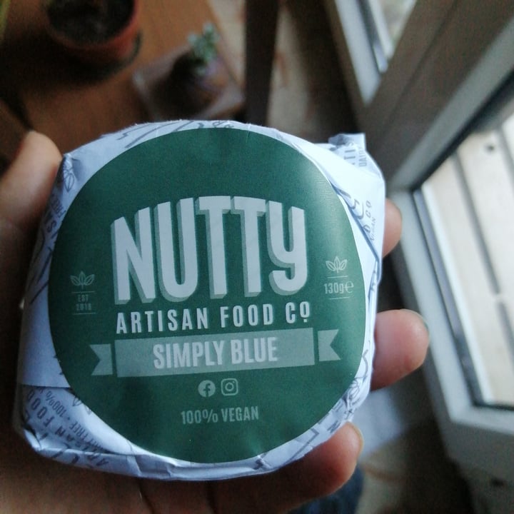 photo of Nutty Artisan Foods Simply Blue shared by @vegskinny on  19 Jan 2022 - review