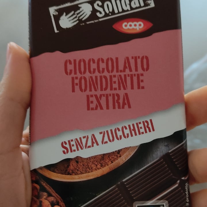 photo of Solidal coop Cioccolato Fondente Extra Senza Zuccheri shared by @elenac on  10 Mar 2022 - review