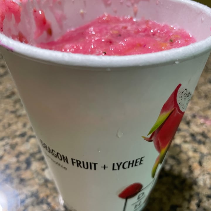 photo of Daily Harvest Dragon Fruit + Lychee Smoothie shared by @karenasp on  26 May 2021 - review